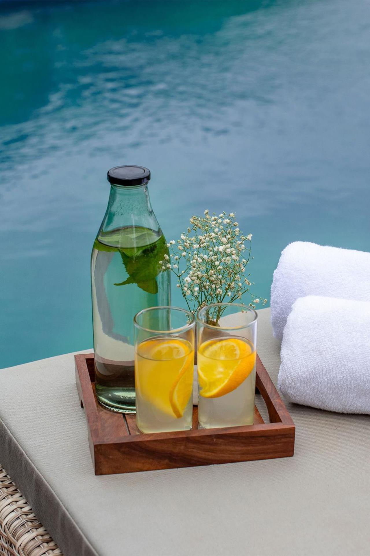 Stayvista At La Nirvana With Pool, Music Speaker & Indoor-Outdoor Game Lonavala Luaran gambar