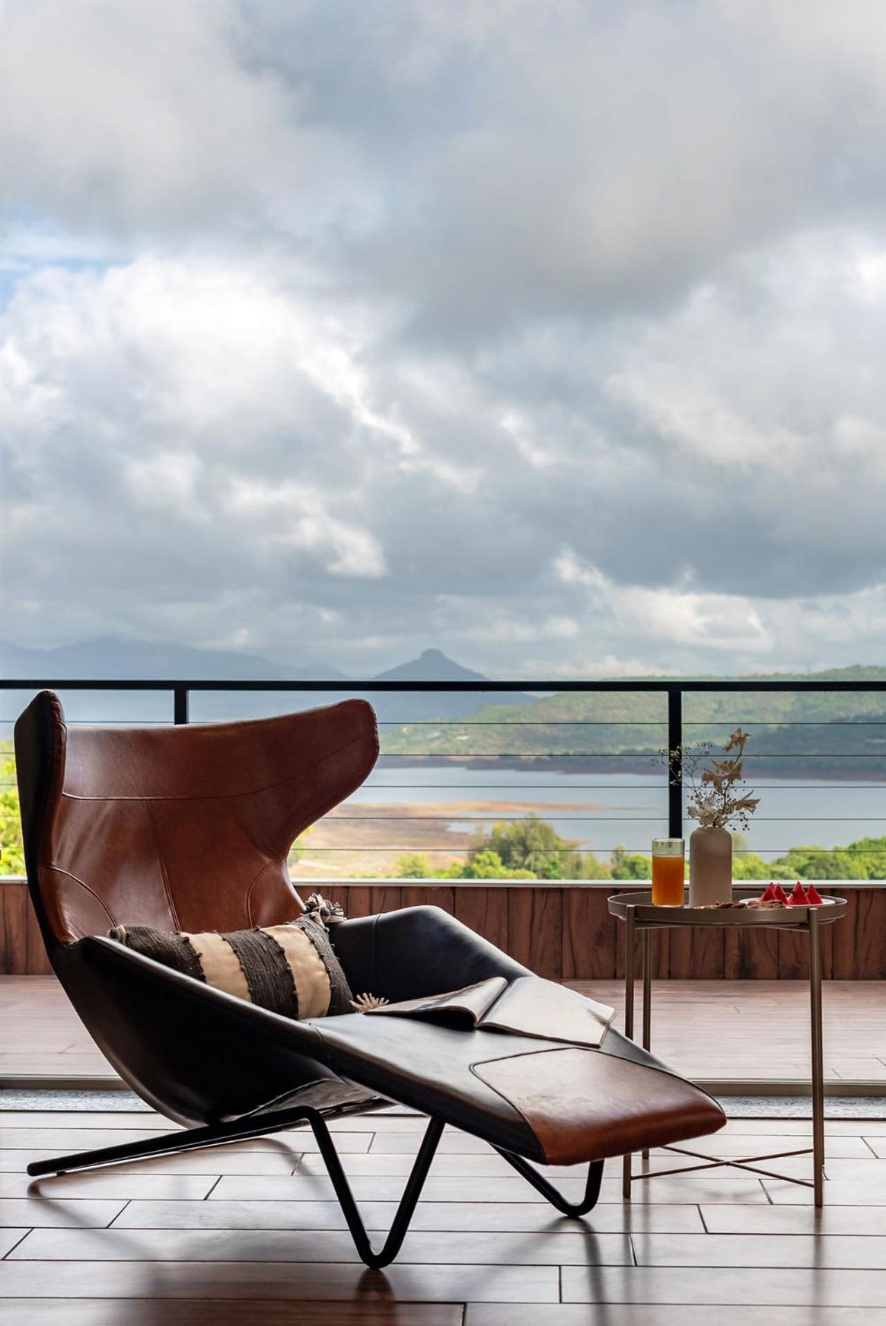 Stayvista At La Nirvana With Pool, Music Speaker & Indoor-Outdoor Game Lonavala Luaran gambar