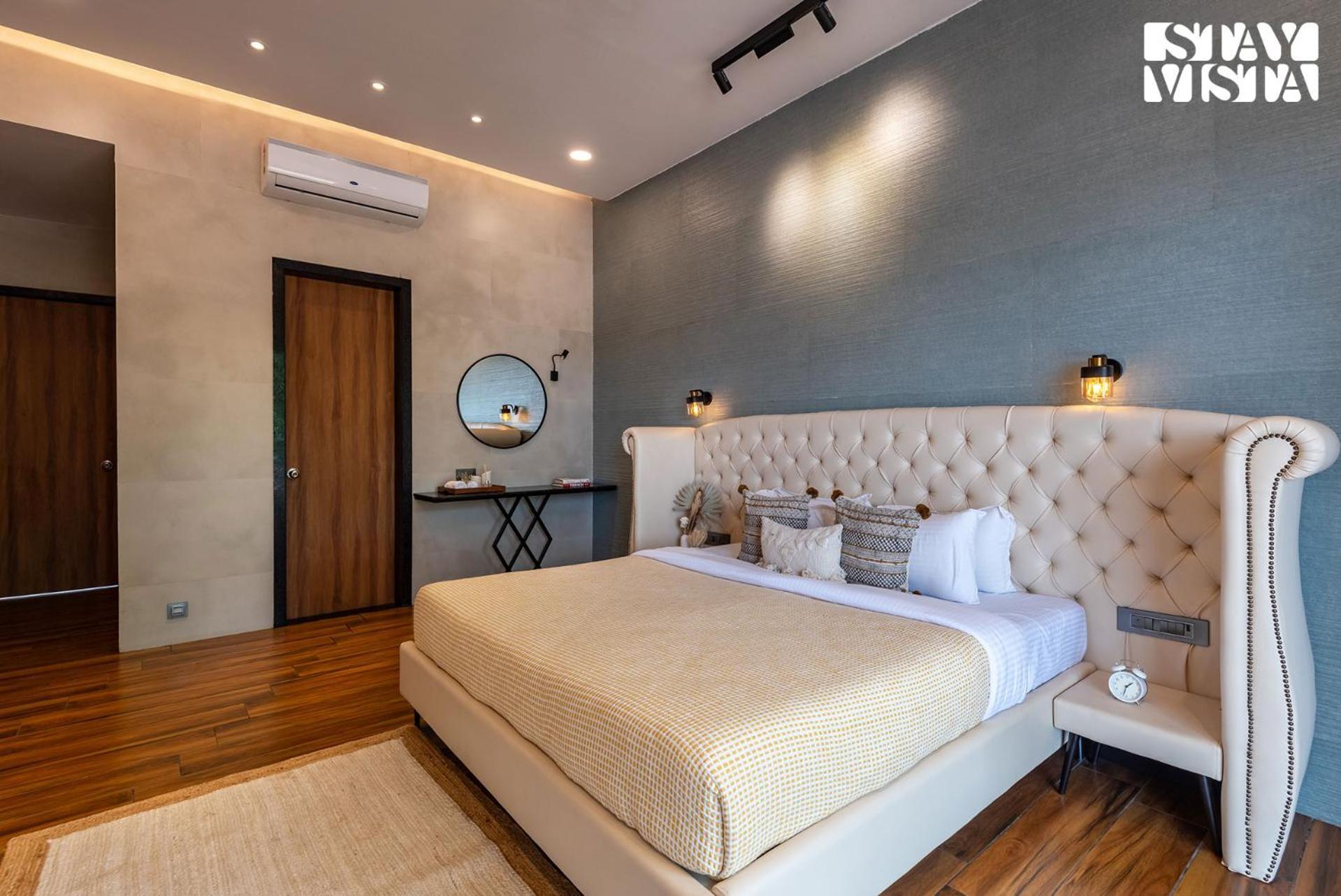 Stayvista At La Nirvana With Pool, Music Speaker & Indoor-Outdoor Game Lonavala Luaran gambar