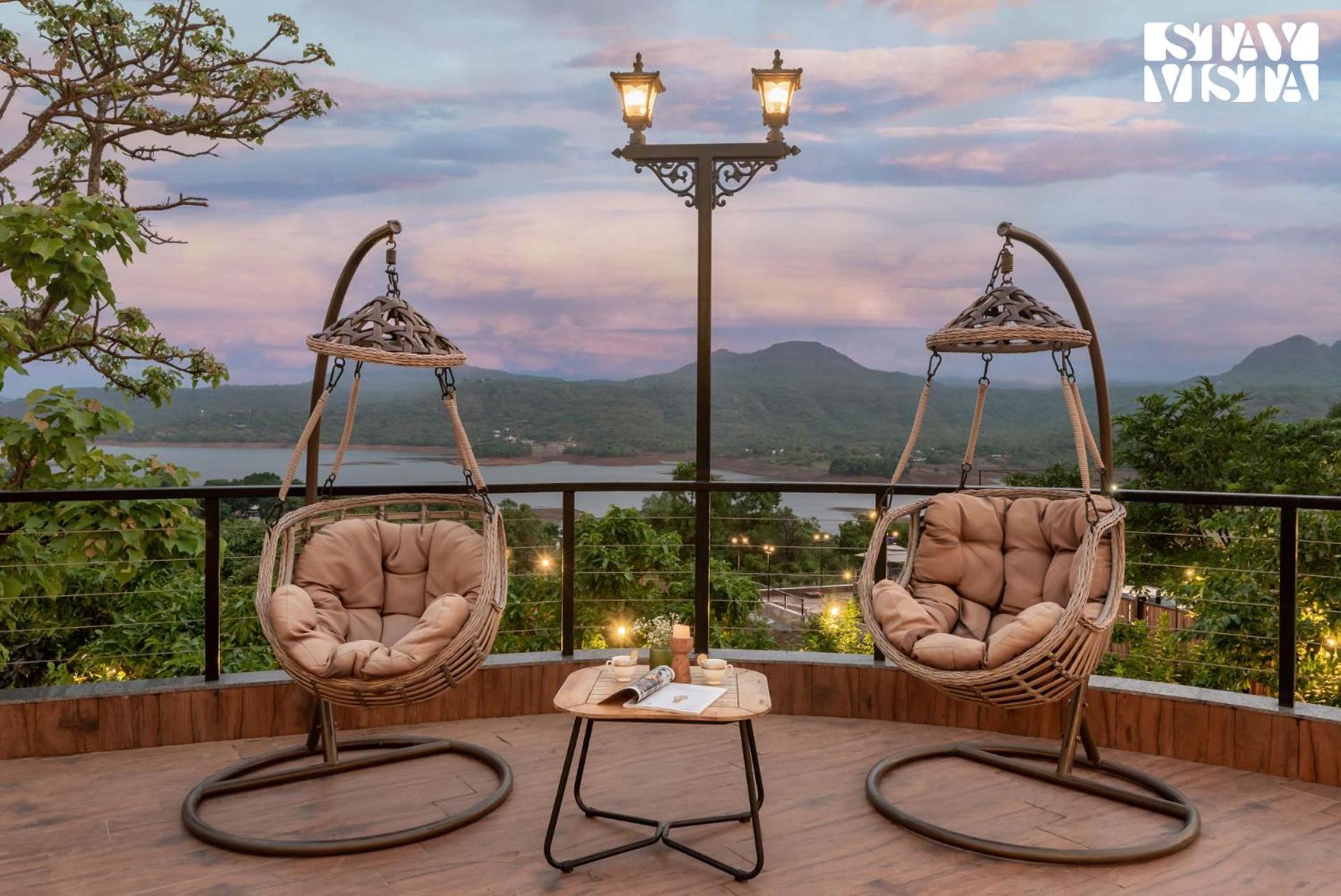 Stayvista At La Nirvana With Pool, Music Speaker & Indoor-Outdoor Game Lonavala Luaran gambar